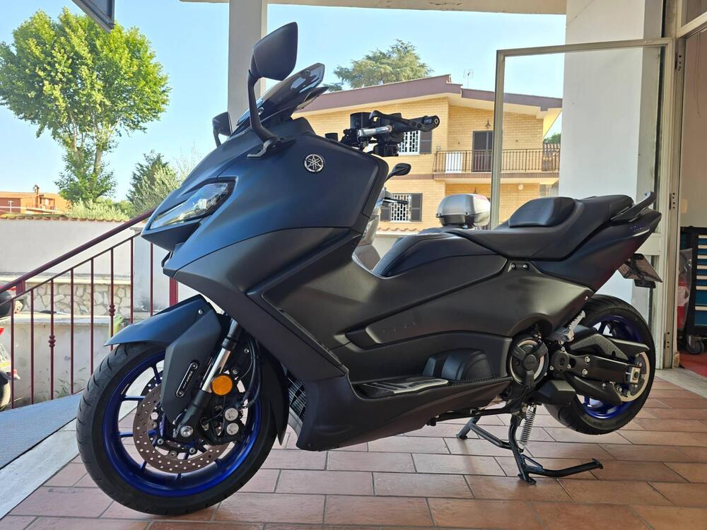 Yamaha T-Max 560 (2022 - 24) (2)