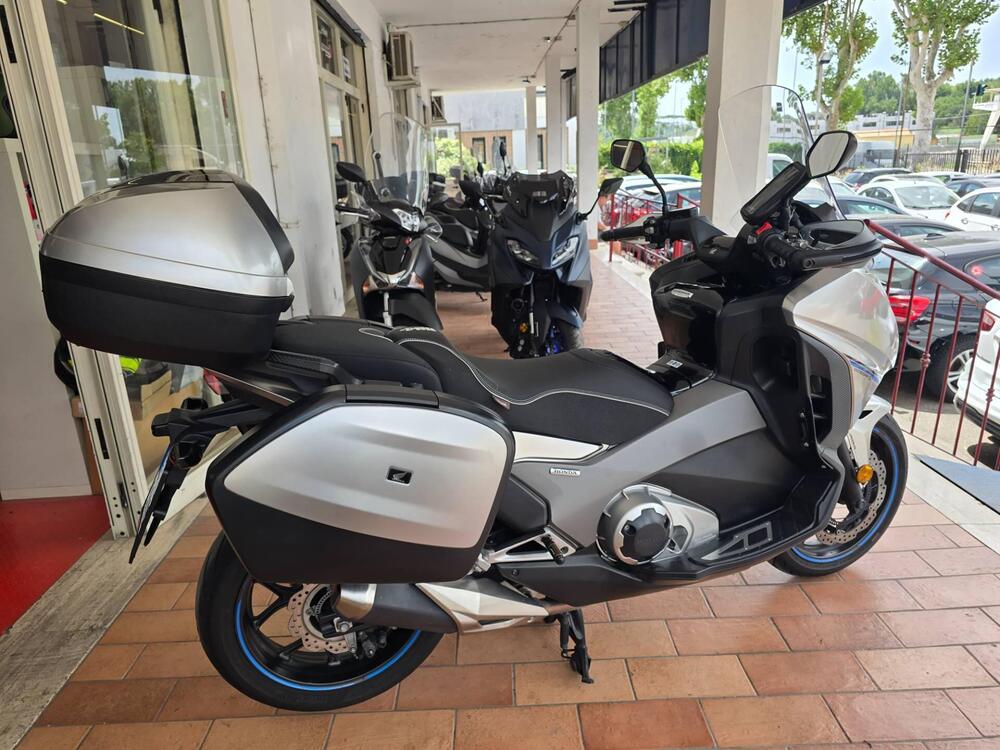 Honda Integra 750 DCT Sport (2017) (8)