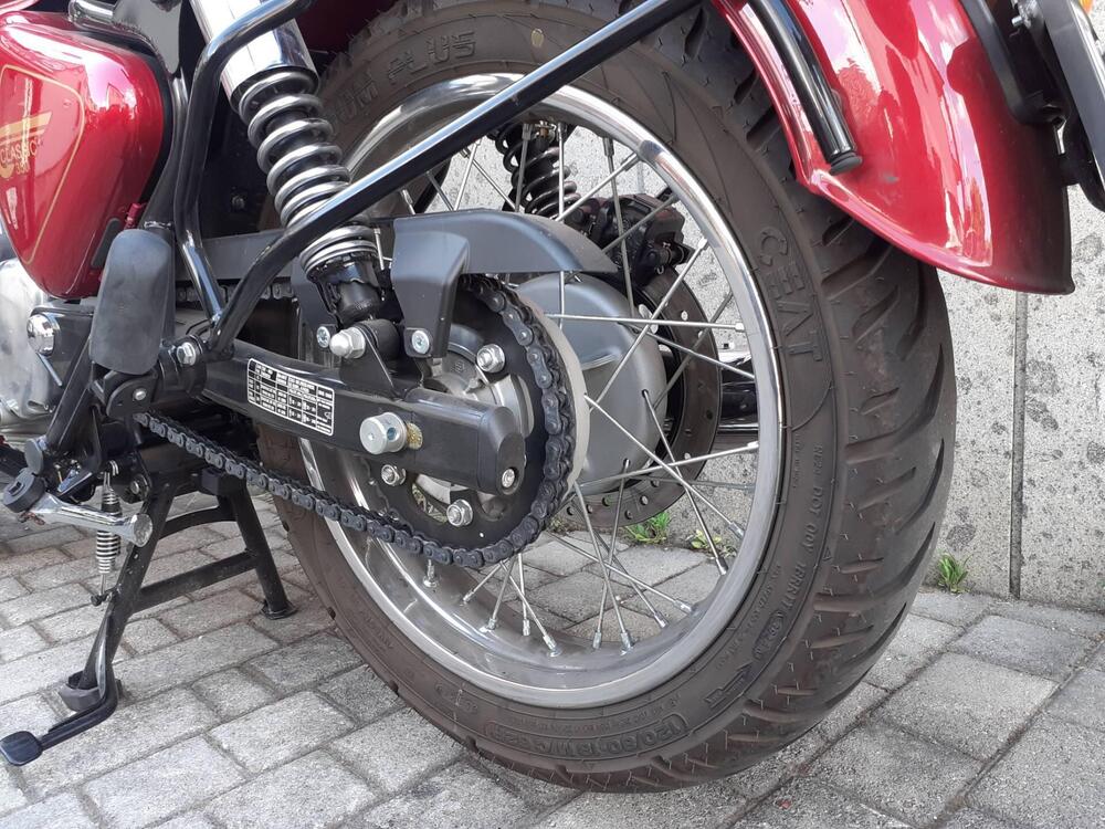 Royal Enfield Classic 350 (2021 - 25) (15)