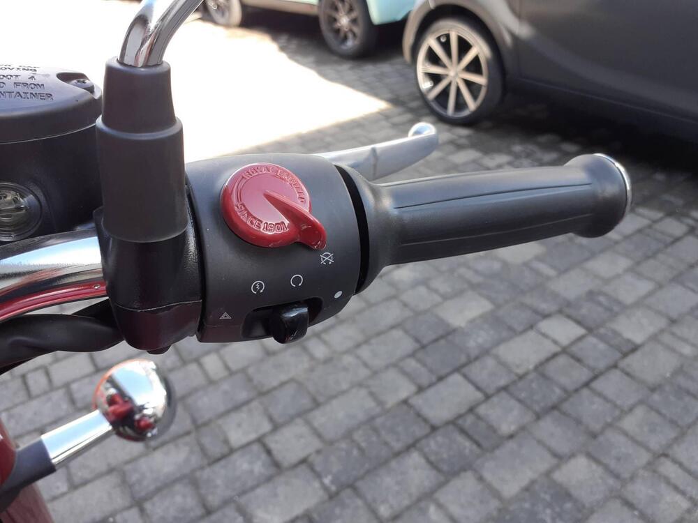 Royal Enfield Classic 350 (2021 - 25) (16)