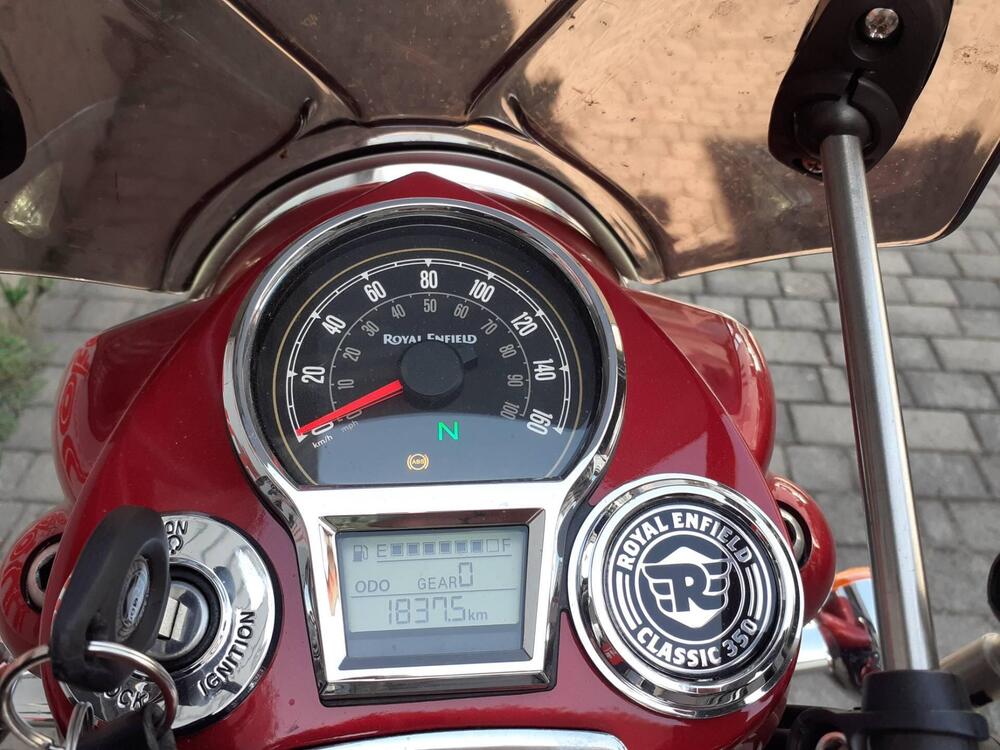 Royal Enfield Classic 350 (2021 - 25) (18)