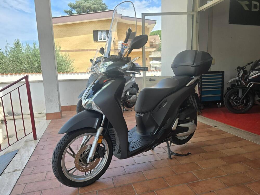 Honda SH 150 i (2017 - 19) (6)