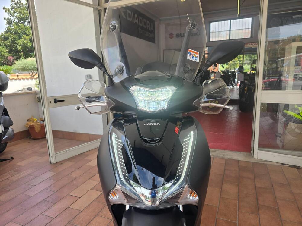 Honda SH 150 i (2017 - 19) (8)