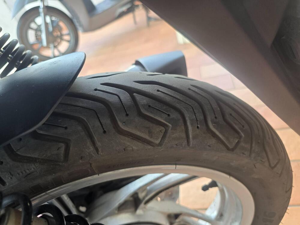 Honda SH 150 i (2017 - 19) (10)