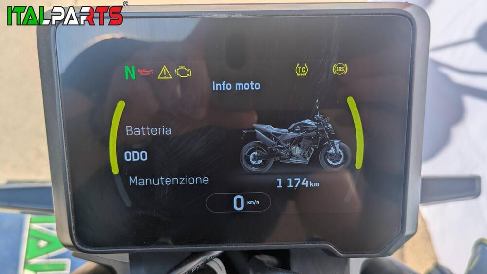 Husqvarna Vitpilen 801 L (2025 - 26) (5)