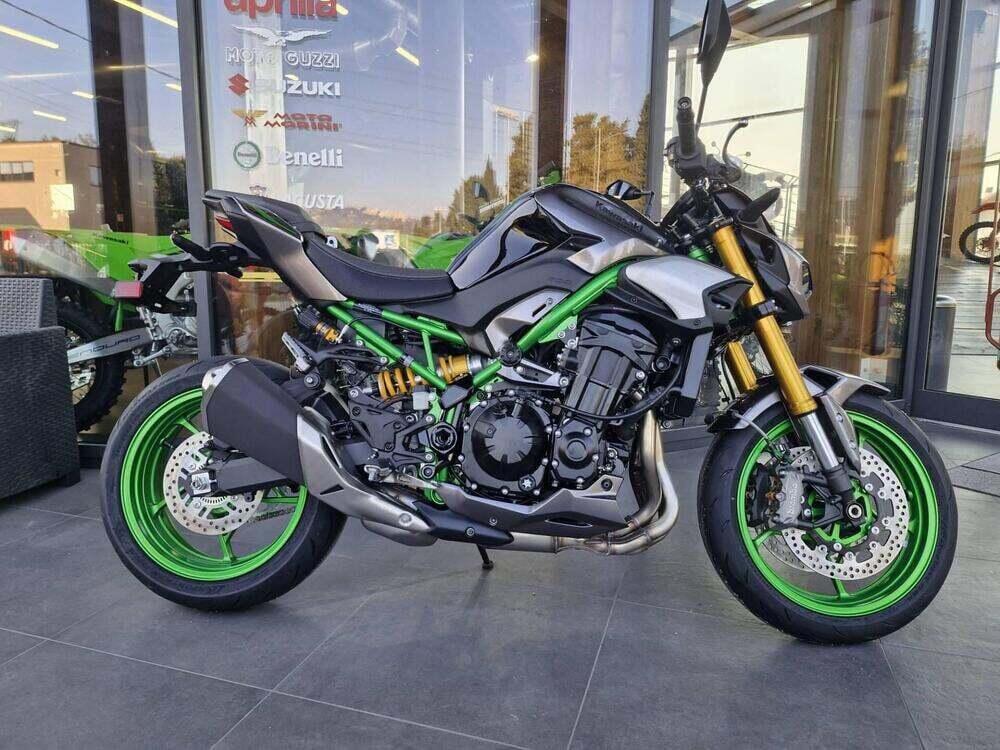 Kawasaki Z 900 SE (2025 - 26) (2)