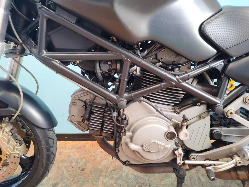 Ducati Monster 620 Dark (2003 - 06) (13)