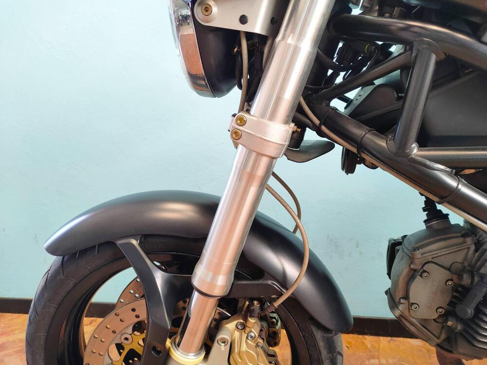 Ducati Monster 620 Dark (2003 - 06) (14)