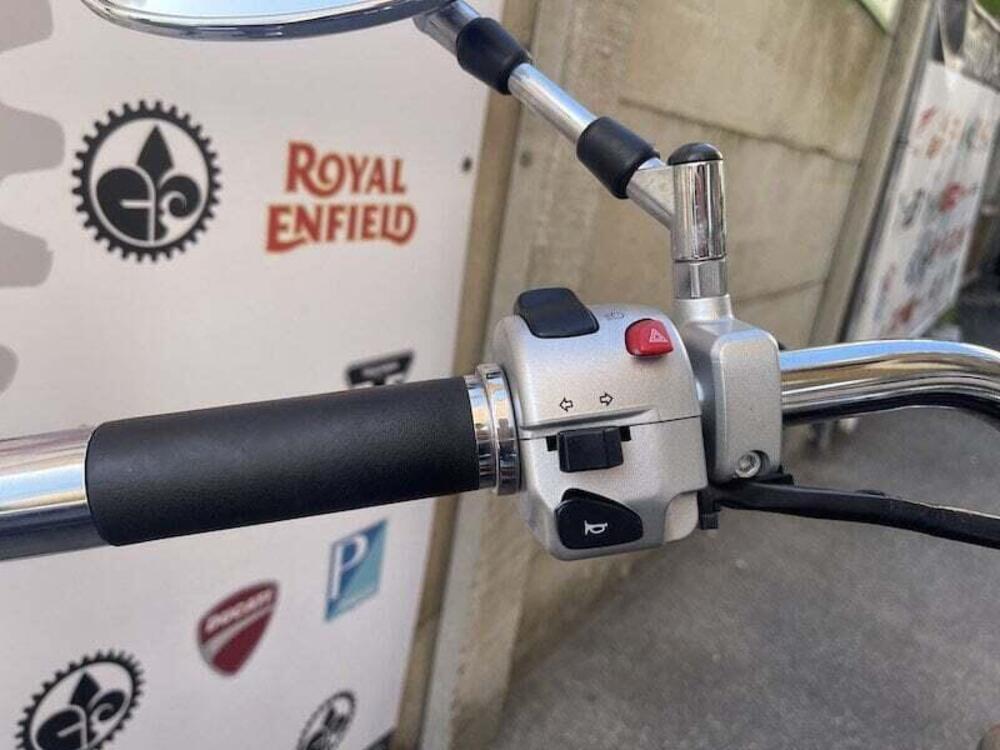 Suzuki Intruder 800 C B (2015 - 17) (20)