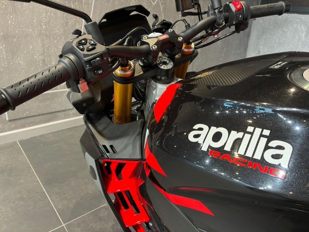 Aprilia Tuono V4 Factory (2021 - 24) (9)