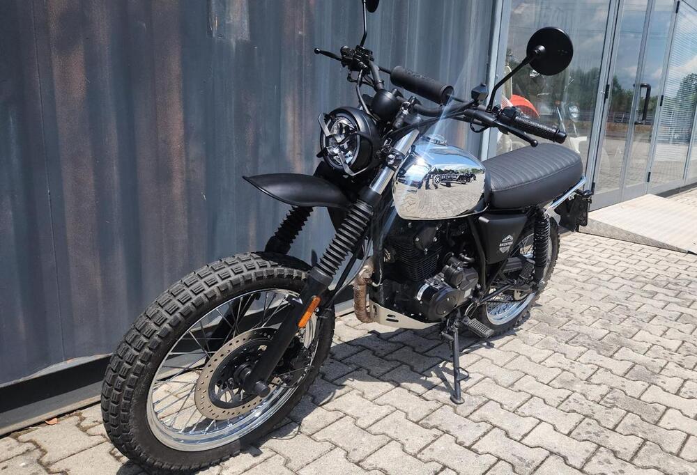 Brixton Motorcycles Felsberg 125 XC (2021 - 25) (4)