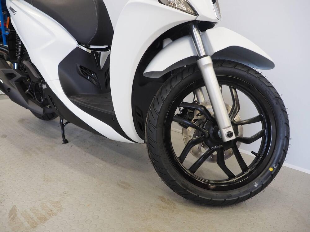 Kymco People 200i S (2021 - 25) (6)