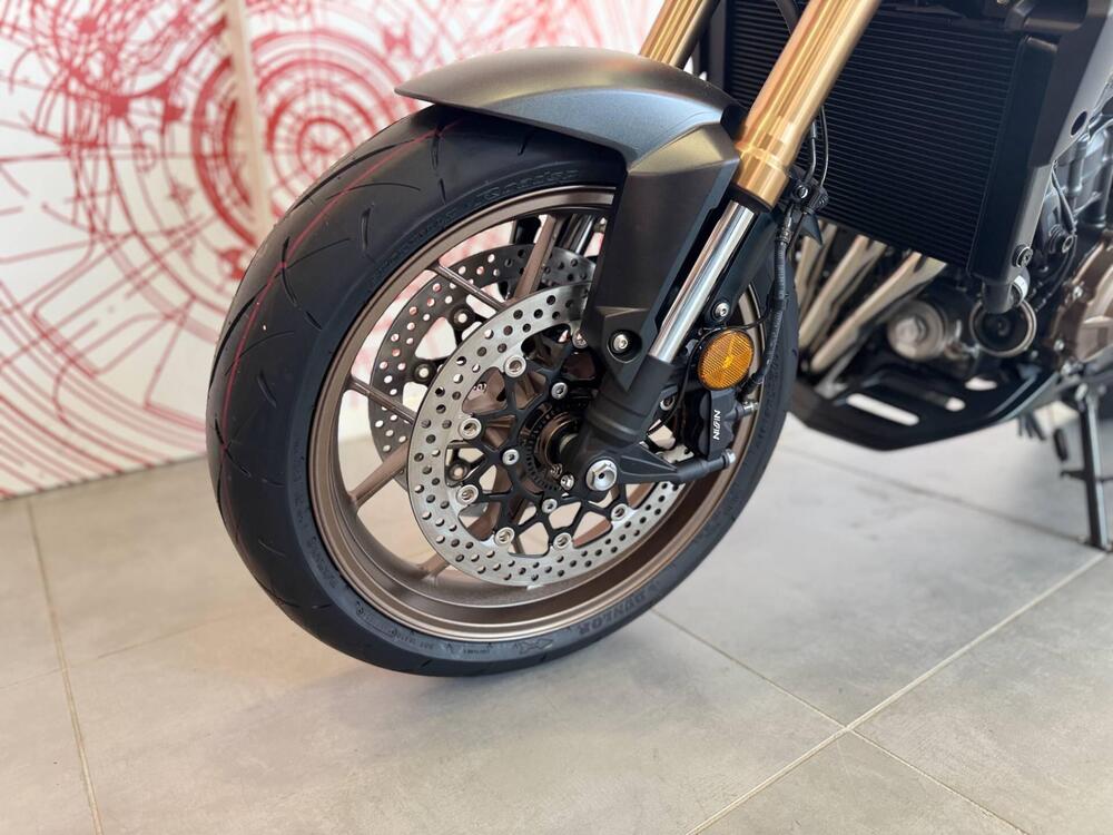 Honda CB 650 R E-Clutch (2024 - 26) (14)