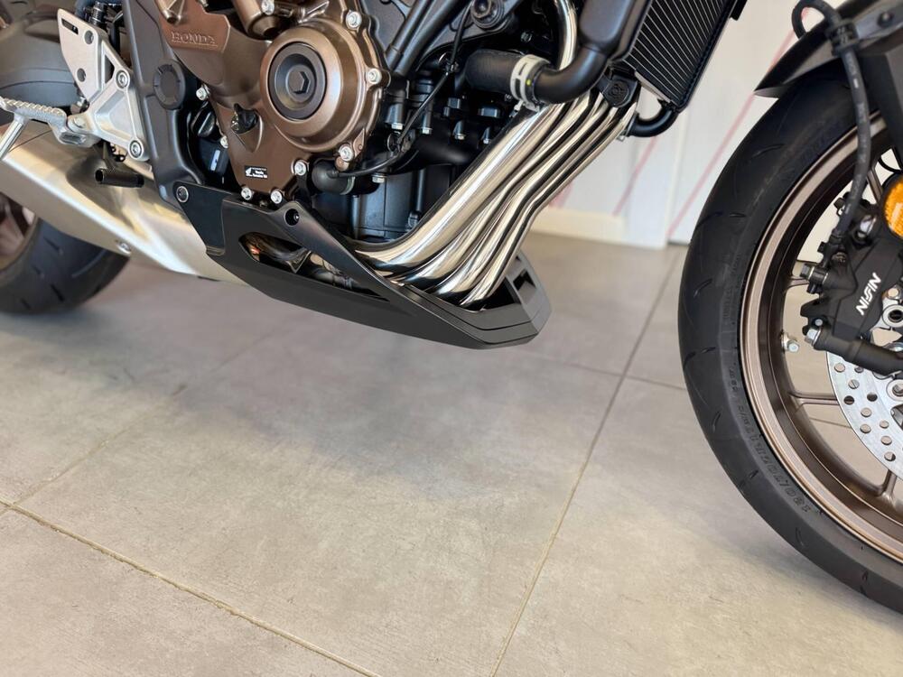 Honda CB 650 R E-Clutch (2024 - 26) (11)