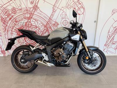 Honda CB 650 R E-Clutch (2024 - 25) usata