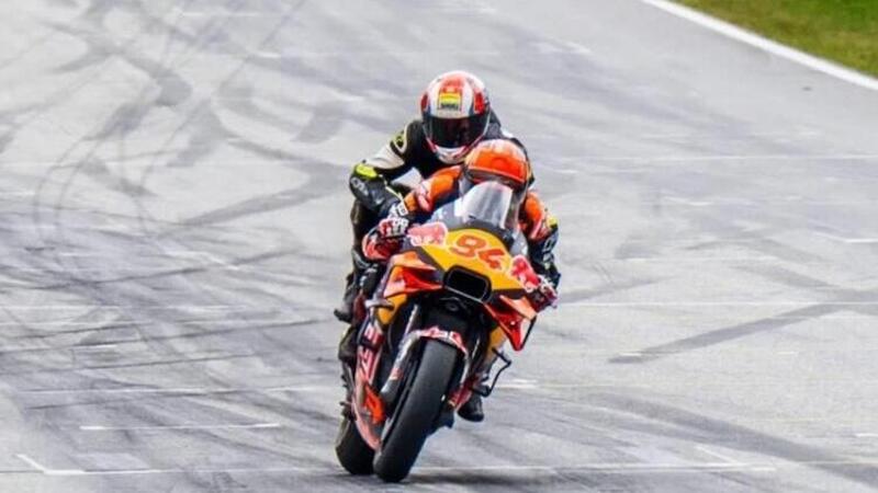 Taxi! Walkner e Lettenbichler sulla RC16 MotoGP, &ldquo;autista&rdquo; Jonas Folger