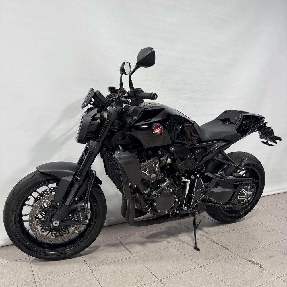 Honda CB 1000 R Black Edition (2021 - 25) (2)