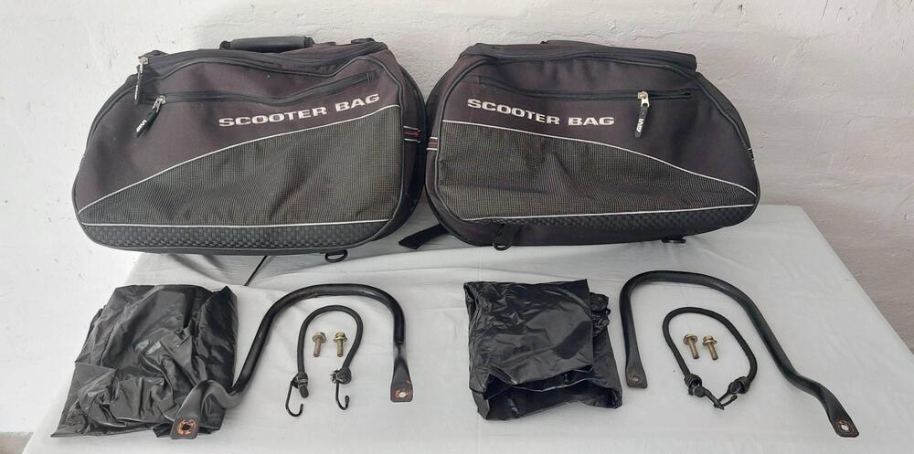 Coppia di borse laterali morbide della GIVI con co