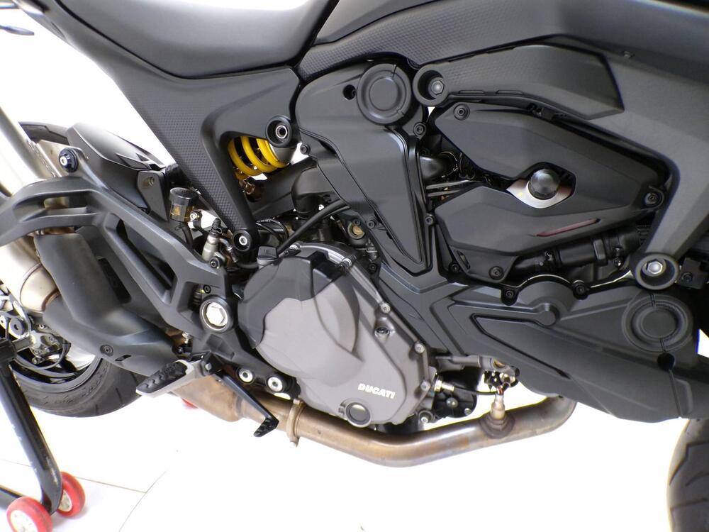 Ducati Monster 937 + (2021 - 25) (7)
