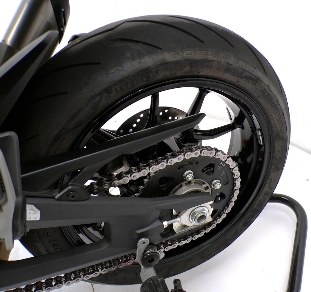 Ducati Monster 937 + (2021 - 25) (8)