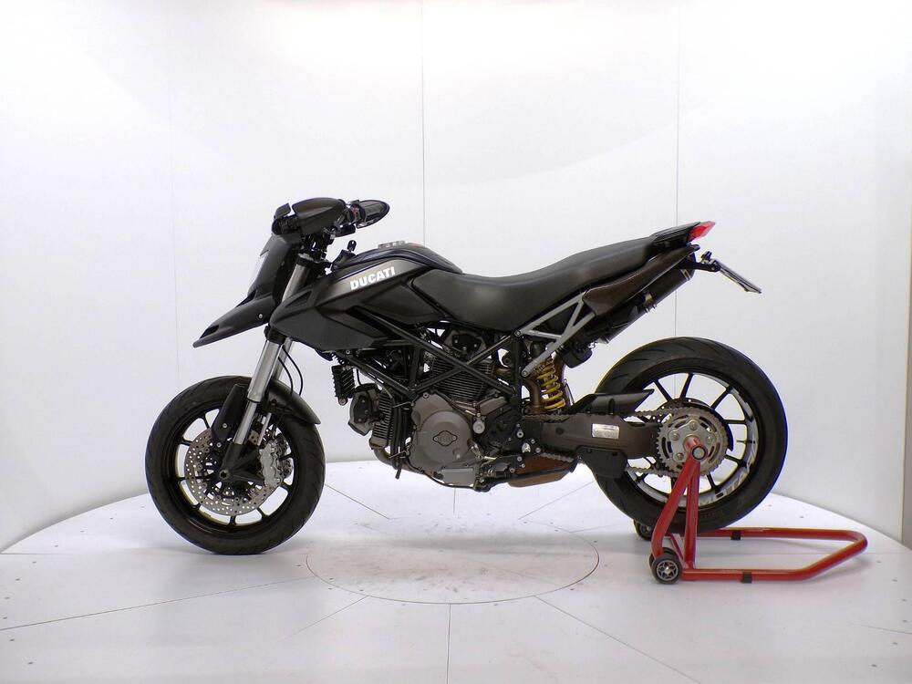 Ducati Hypermotard 796 (2012) (4)