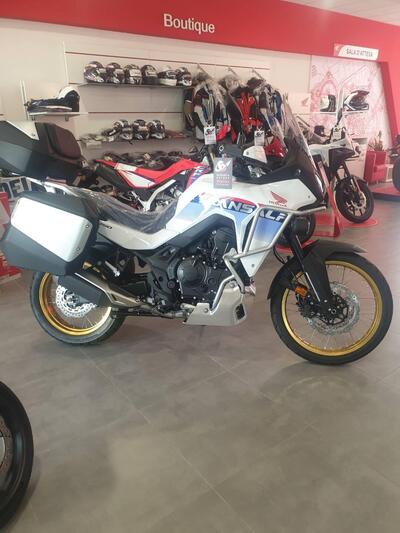 Honda Transalp XL750 Travel Edition (2023 - 24) nuova