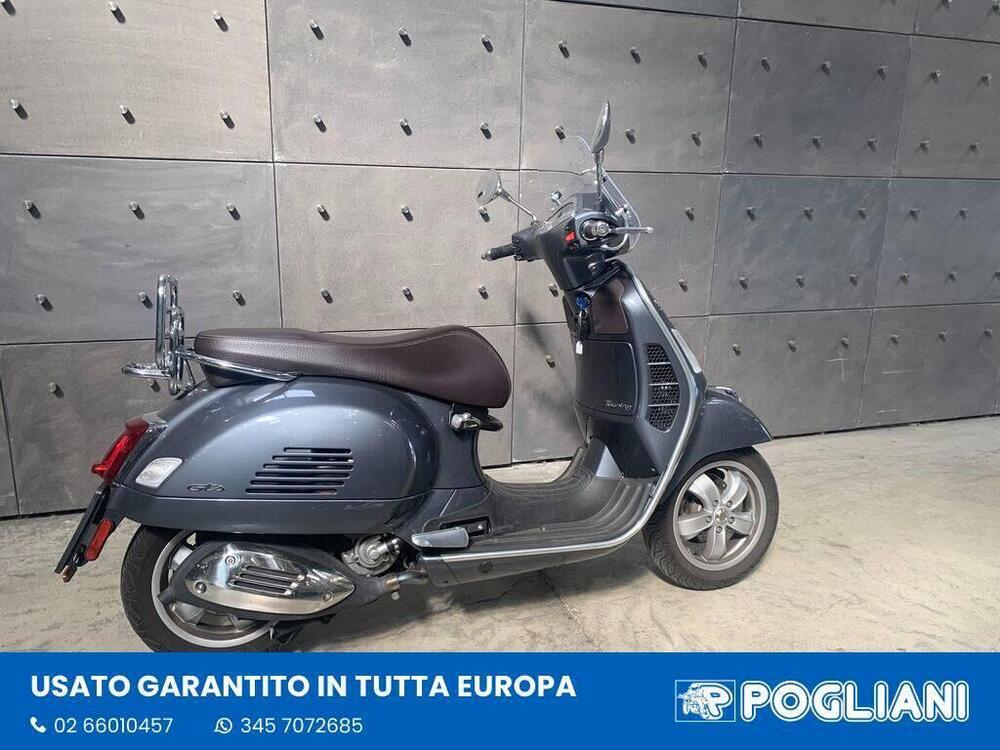 Vespa GTS 300 Hpe Touring (2019) (2)