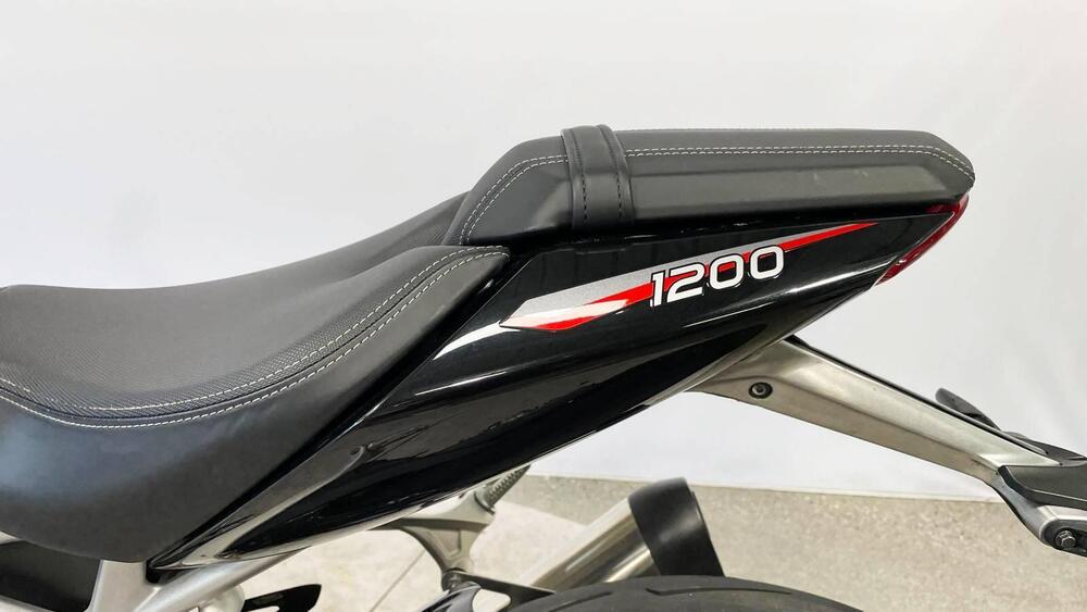 Triumph Speed Triple 1200 RS (2021 - 24) (12)