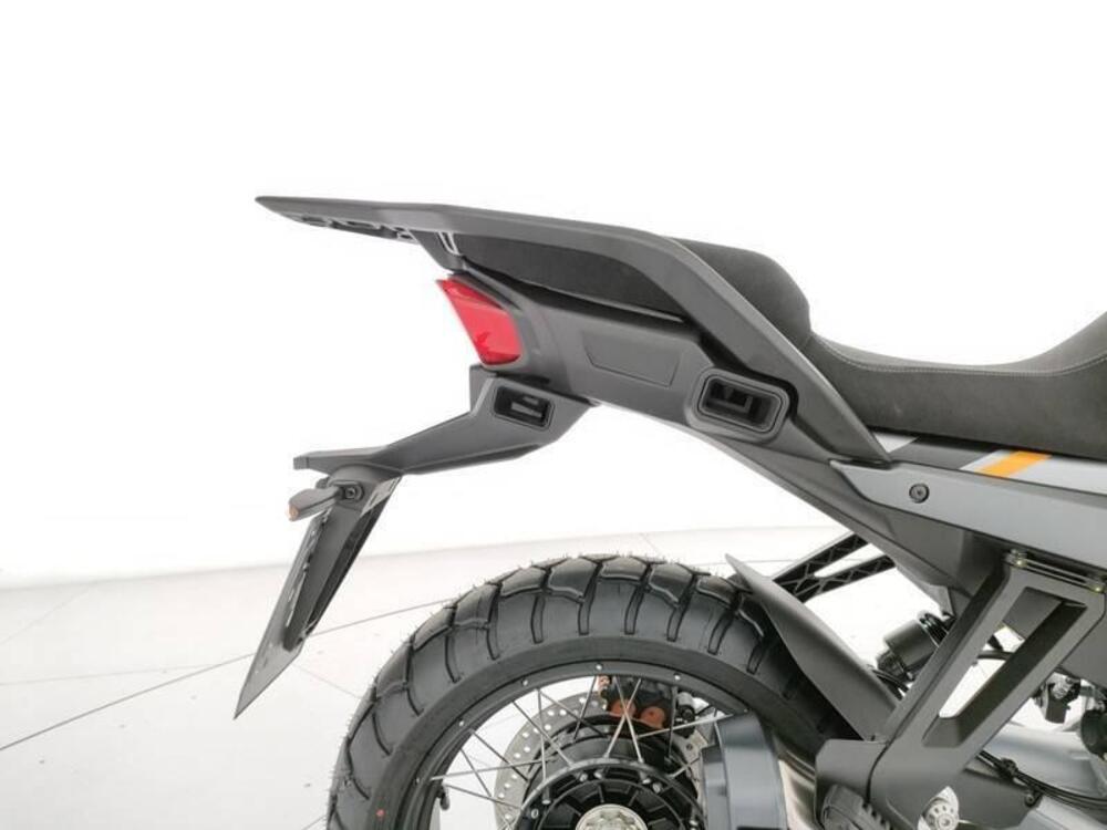 Moto Guzzi Stelvio (2024 - 26) (6)