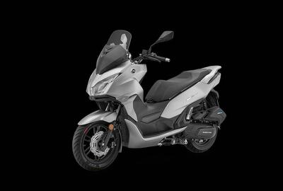 QJ Motor MTX 300 (2025) nuova