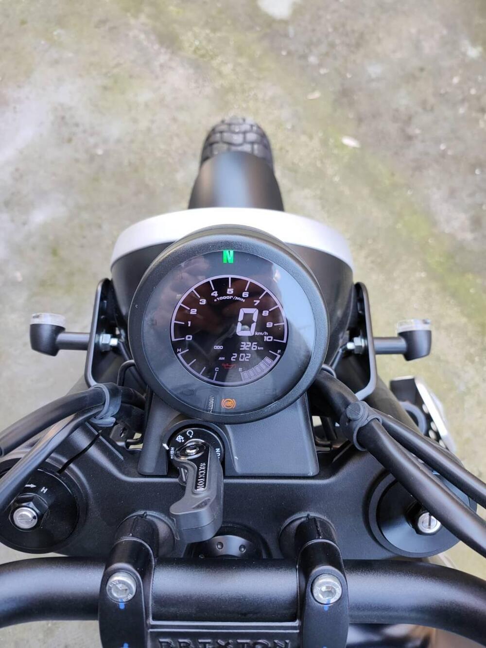 Brixton Motorcycles Crossfire 500 X (2021 - 26) (6)