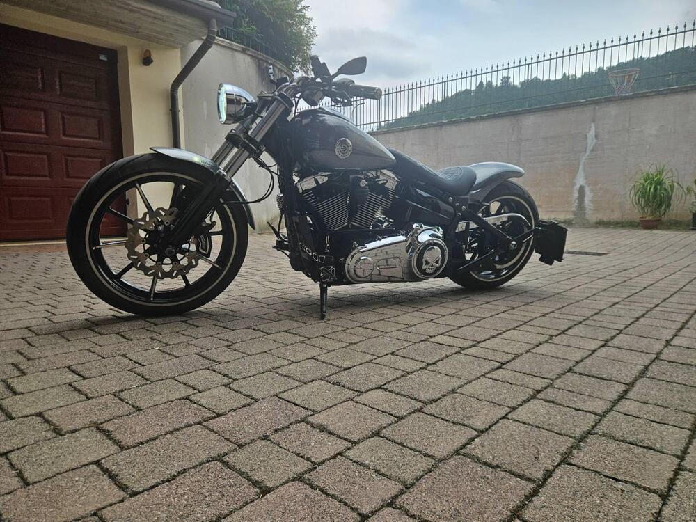 Harley-Davidson 1800 Breakout (2012 - 14) - FXSBSE (3)