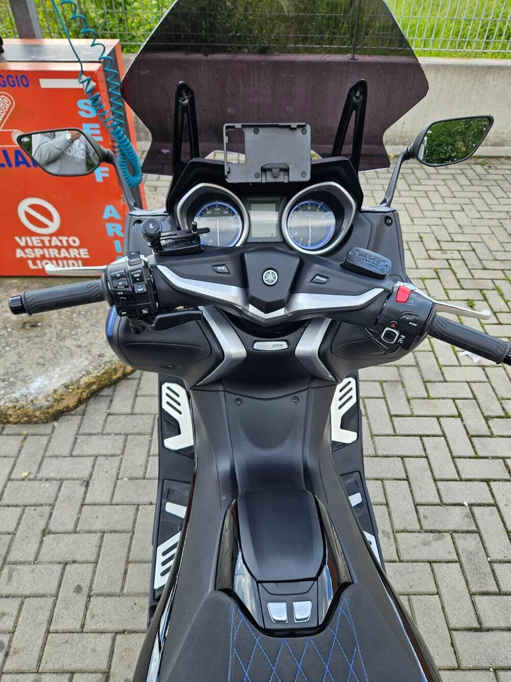 Yamaha T-Max 530 DX (2017 - 19) (4)