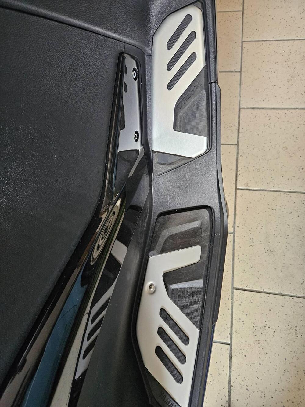 Yamaha T-Max 530 DX (2017 - 19) (9)