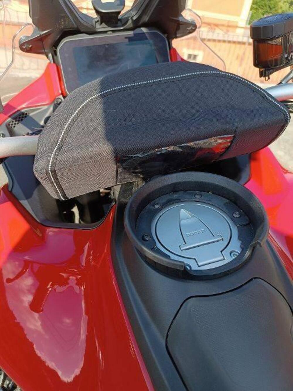 Ducati Multistrada V4 S (2021 - 24) (10)