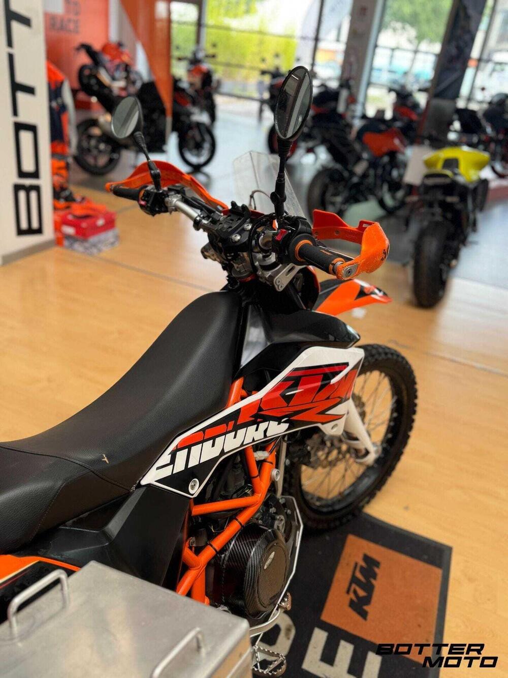 KTM 690 Enduro R (2009 - 11) (7)