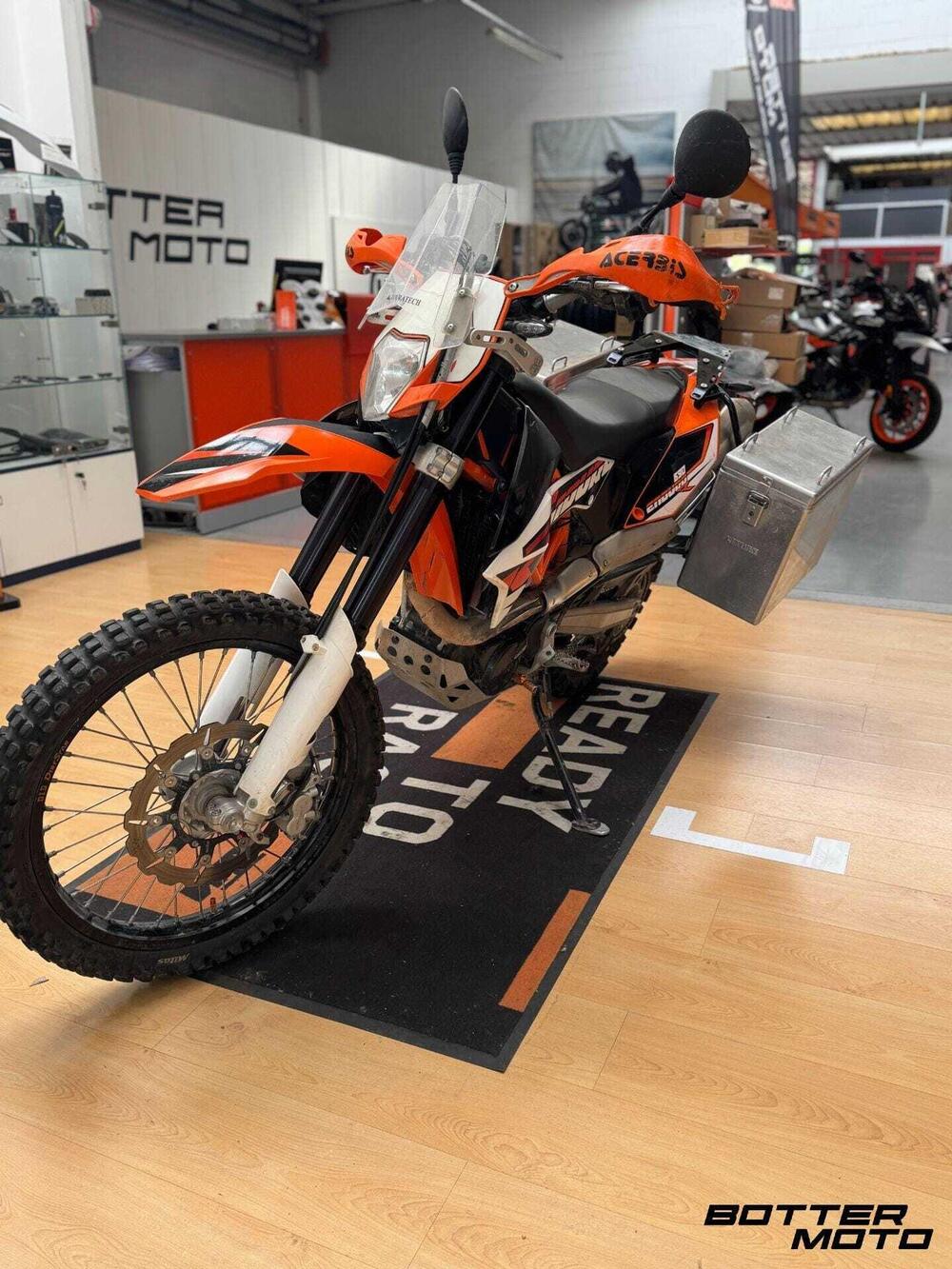 KTM 690 Enduro R (2009 - 11) (13)