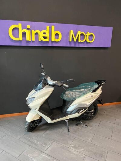 Suzuki Burgman Street 125 Executive (2023 - 25) nuova
