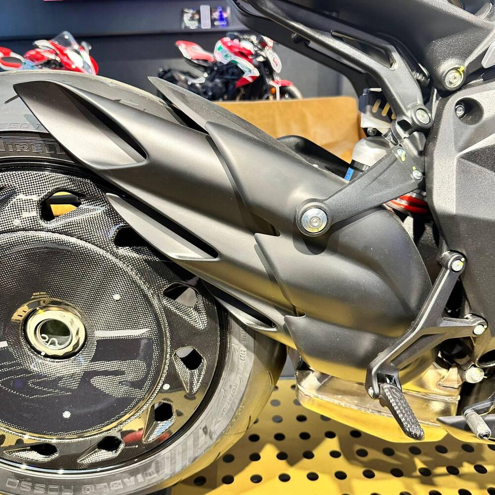 MV Agusta Dragster 800 RR Ottantesimo (2025 - 26) (7)