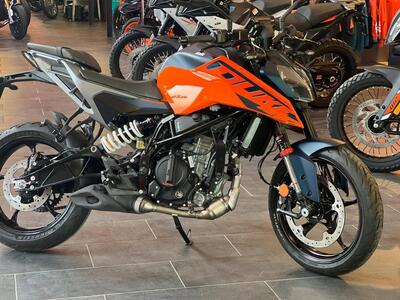 KTM 125 Duke (2024 - 26) usata