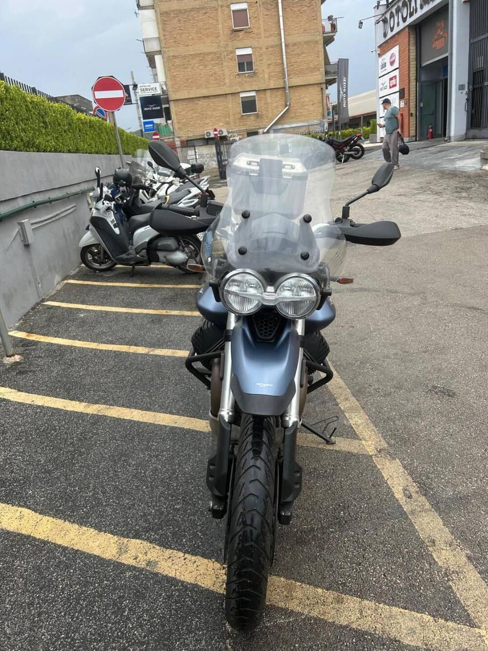 Moto Guzzi V85 TT (2019 - 20) (3)