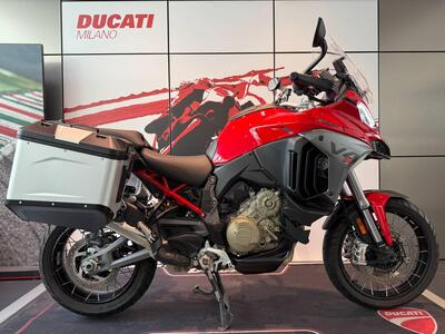 Ducati Multistrada V4 S (2025) usata