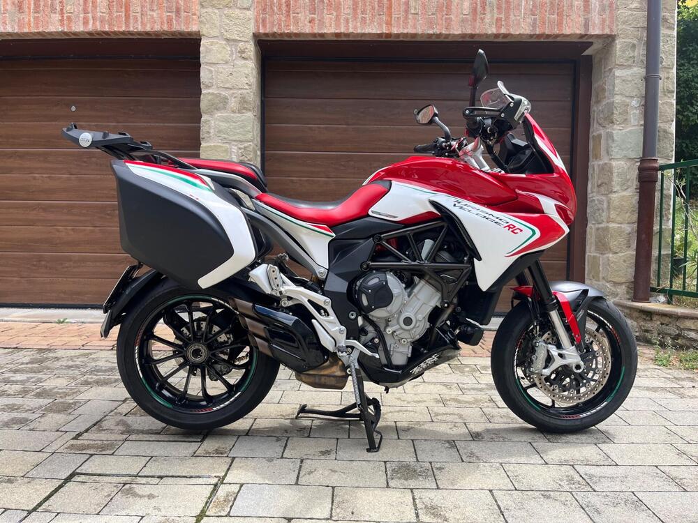 MV Agusta Turismo Veloce 800 Lusso (2014 - 16) (2)