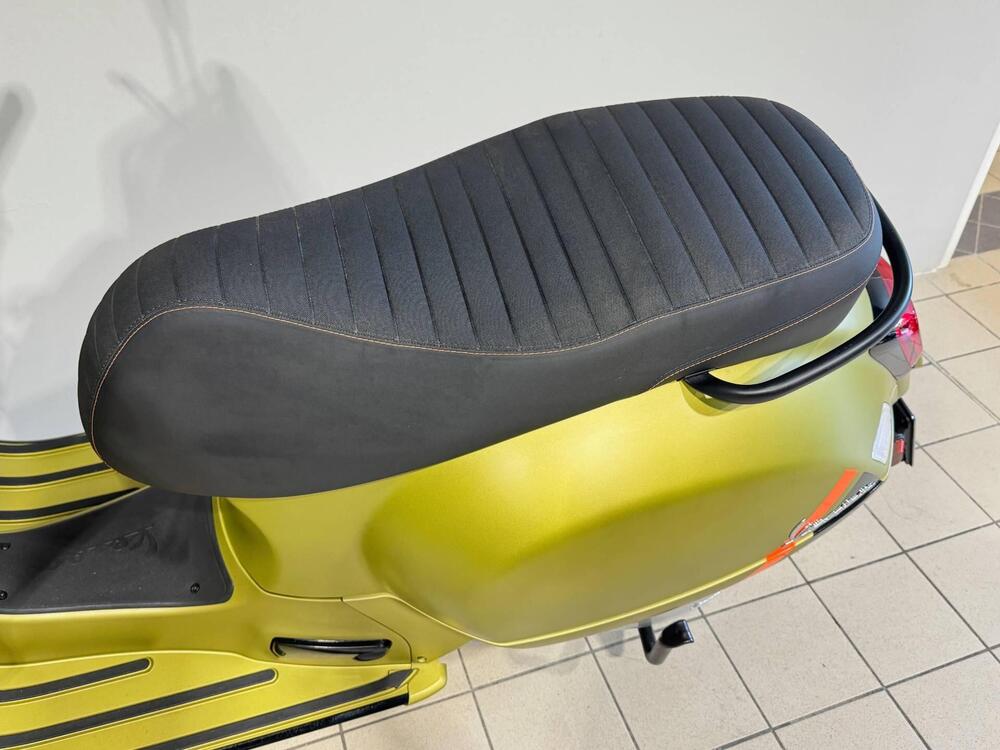 Vespa GTS 300 Super Sport (2023 - 24) (4)