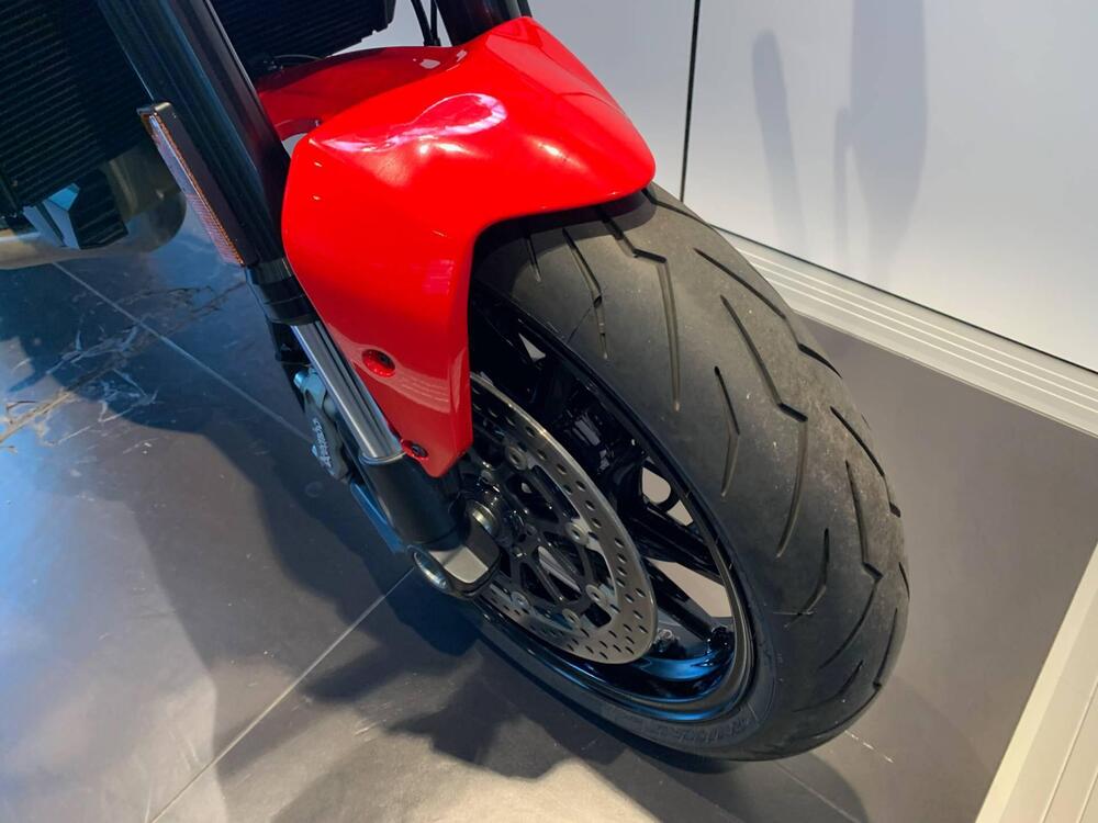 Ducati Monster 937 (2021 - 25) (3)