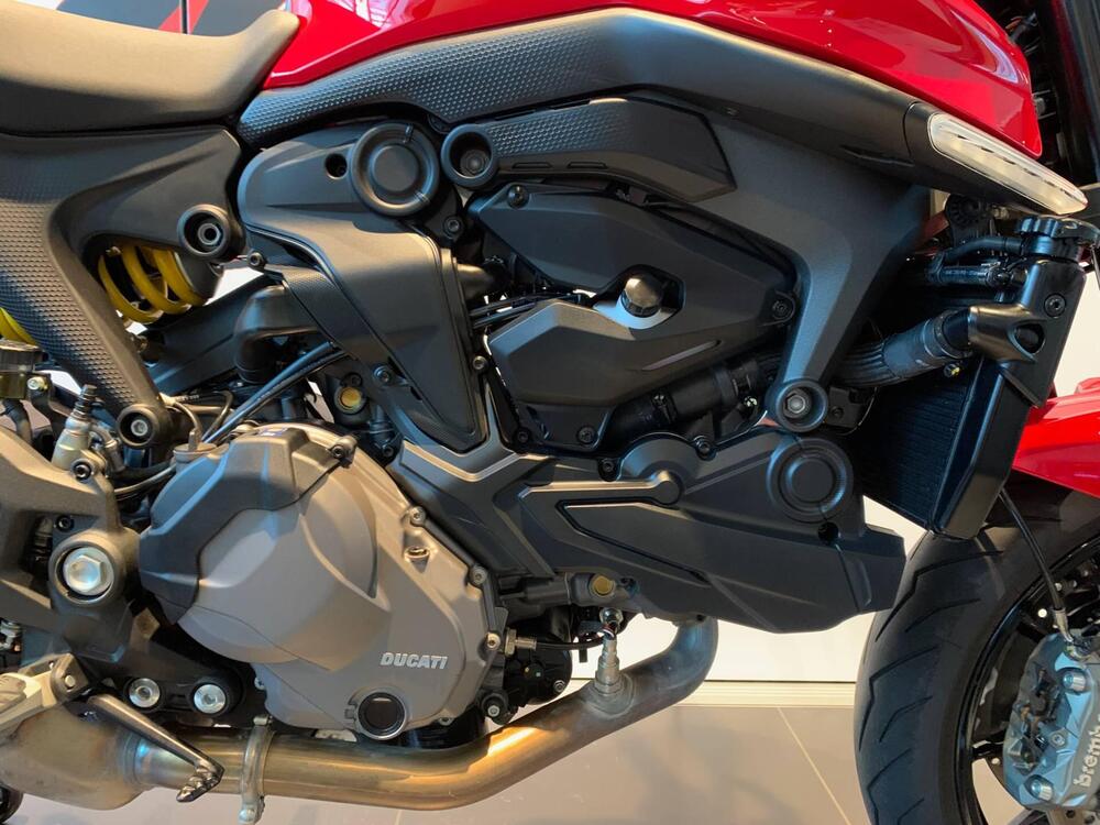 Ducati Monster 937 (2021 - 25) (4)