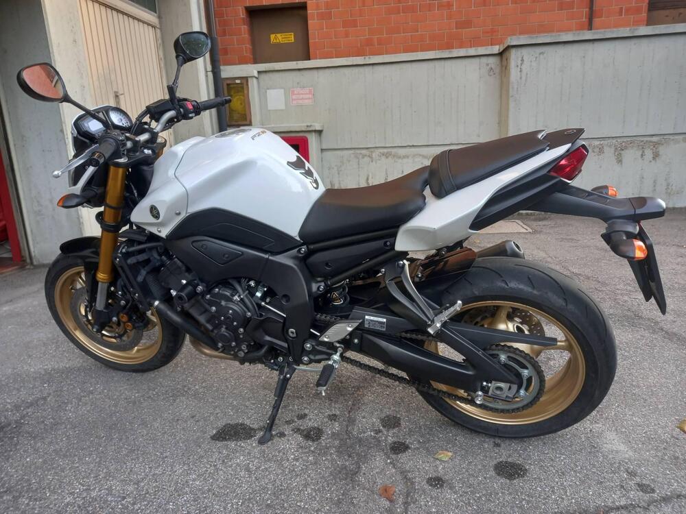 Yamaha FZ8 (2010 - 12) (2)