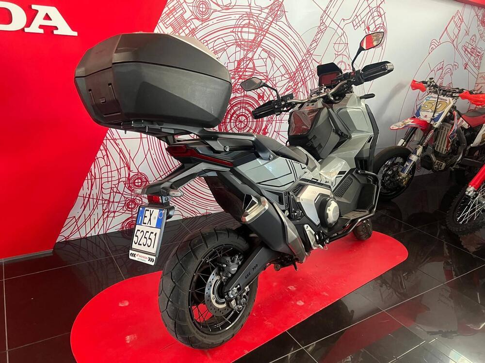 Honda X-ADV 750 DCT (2021 - 24) (4)