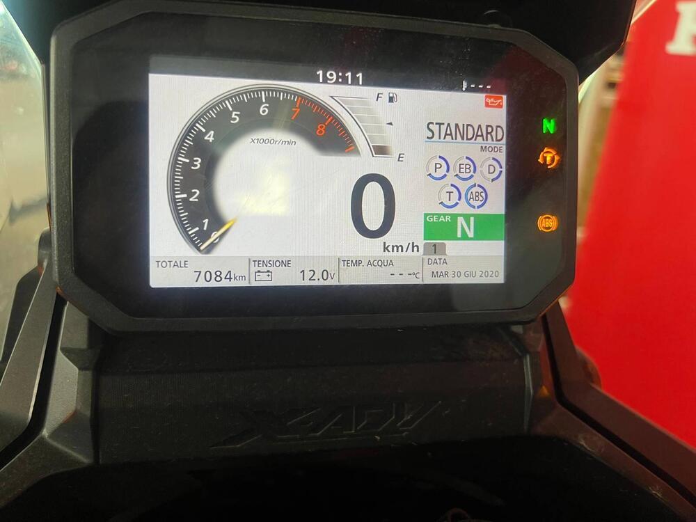 Honda X-ADV 750 DCT (2021 - 24) (8)