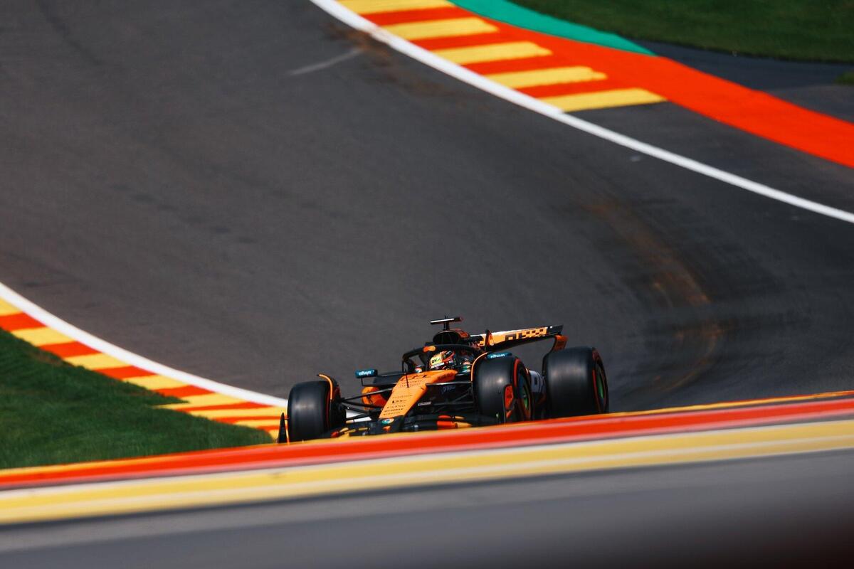 F1. Prima fila McLaren al GP del Belgio, Andrea Stella: "Norris e Piastri perfetti. Ma occhio a Leclerc e al primo giro: saremo esposti"